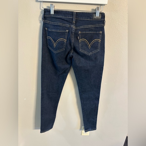 Levi Women’s 535 Legging Denim - Picture 1 of 5